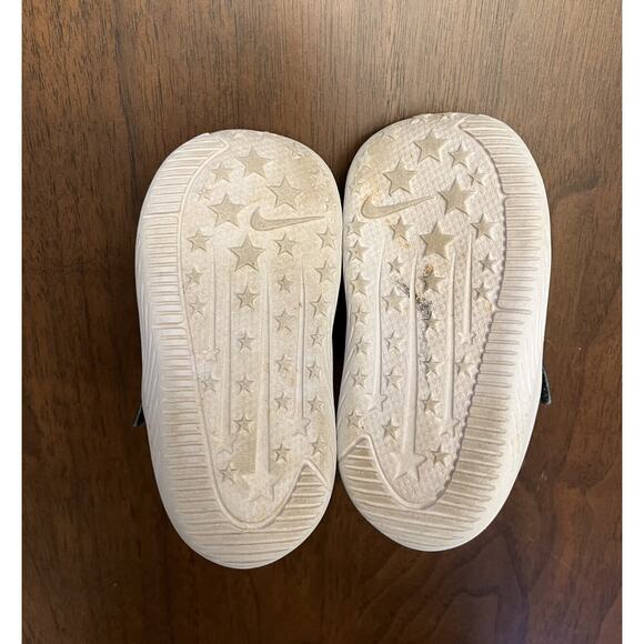 Nike Star Runner Sneakers Infant Size 4 - Picture 5 of 7